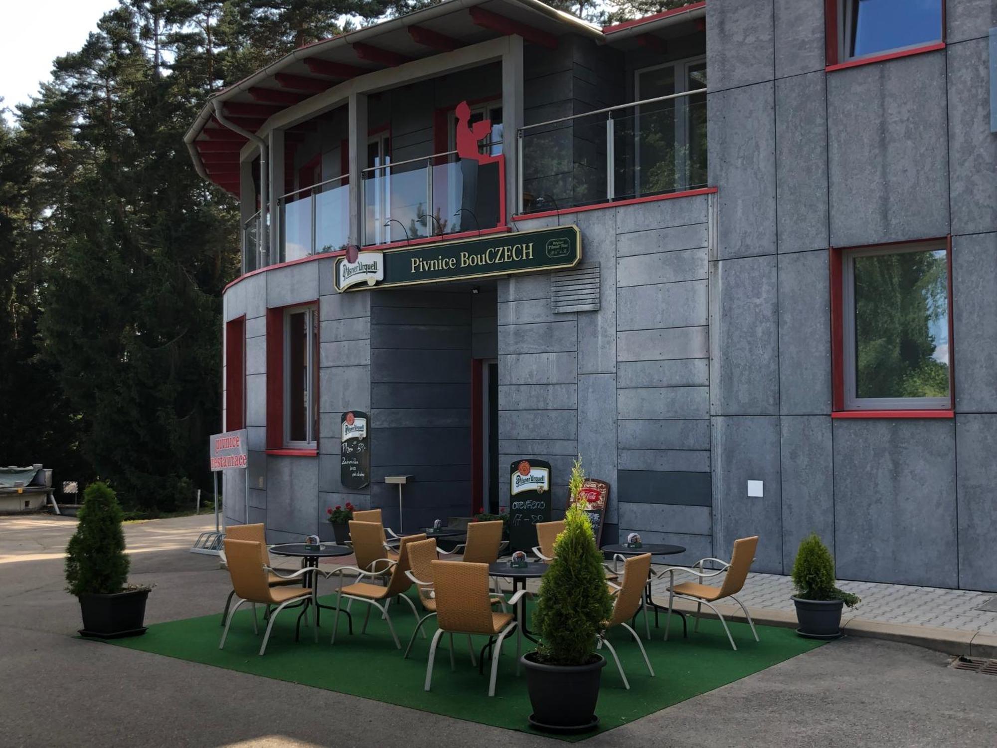 Hotel Bouczech Lipno nad Vltavou Exterior photo